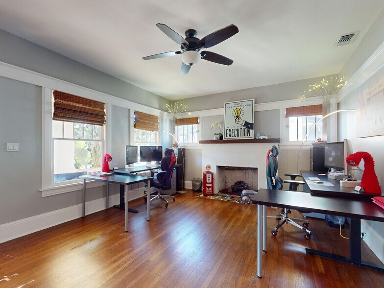 More Photos Of 215 Washington st, New Smyrna Beach Office Residential For Sale