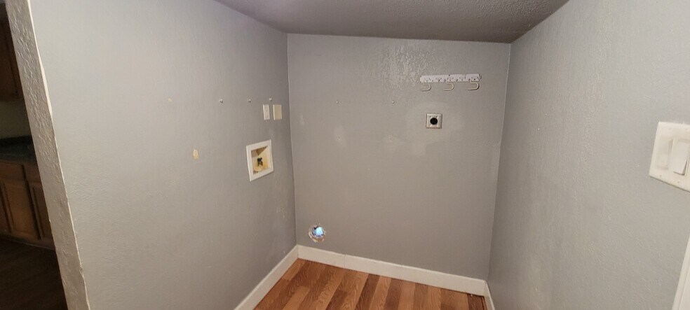 More Photos Of 1901 W Sligh Ave, Tampa Office For Sale
