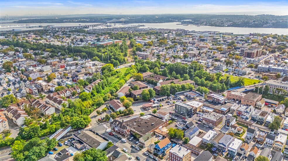 More Photos Of 291 New Brunswick Ave, Perth Amboy Storefront Retail Office For Lease