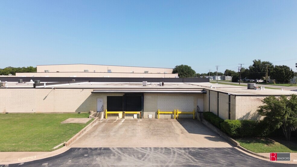 More Photos Of 4301 Mansfield Hwy, Fort Worth Warehouse For Lease