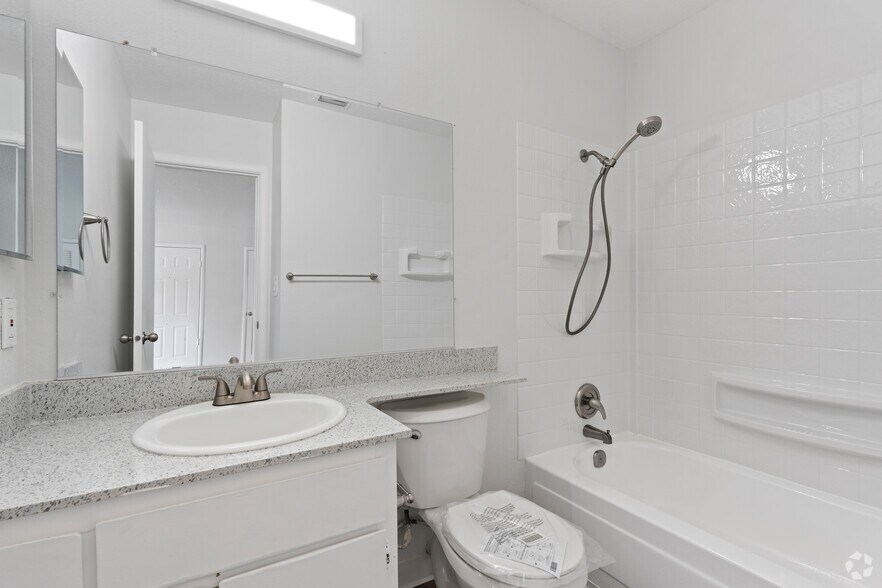 More Photos Of 2626 Marigold Ln, Sacramento Apartments For Sale