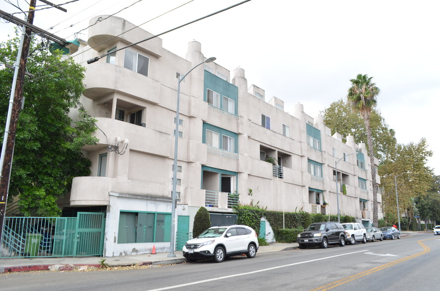 Primary Photo Of 13718 Moorpark St, Sherman Oaks Apartments For Sale