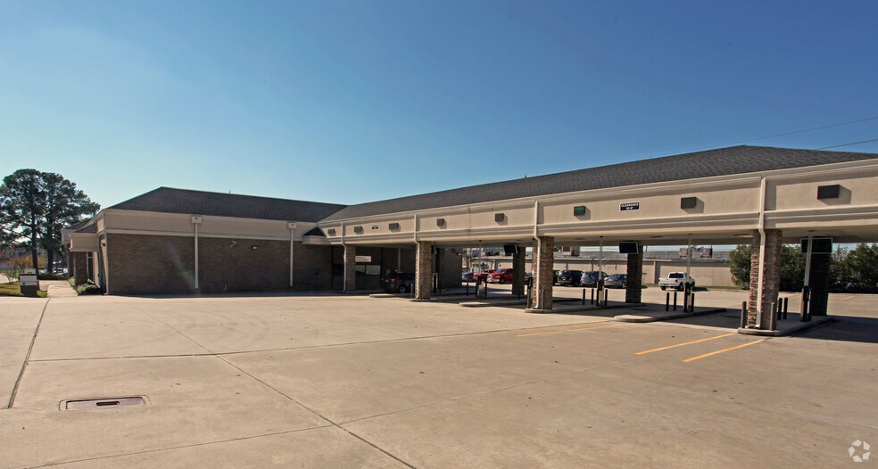 More Photos Of 327 Rayford Rd, Spring Bank For Lease