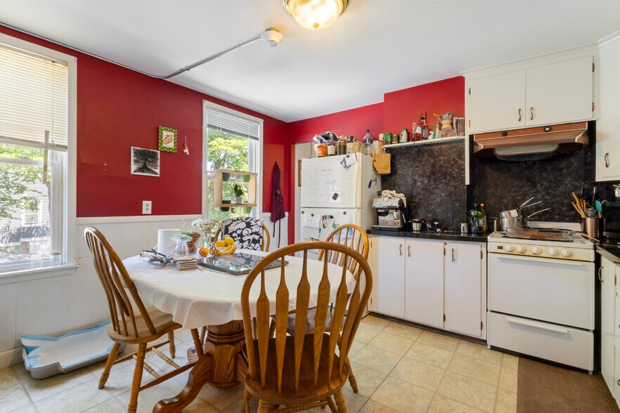 More Photos Of 176 Williams St, Providence Apartments For Sale