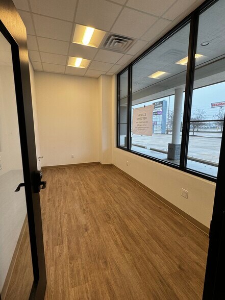 More Photos Of 405 Sagamore Pky S, Lafayette Storefront Retail Office For Lease
