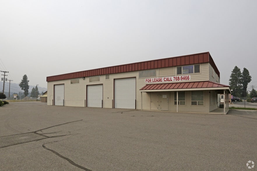 More Photos Of 4110 S Bowdish Rd, Spokane Flex For Sale