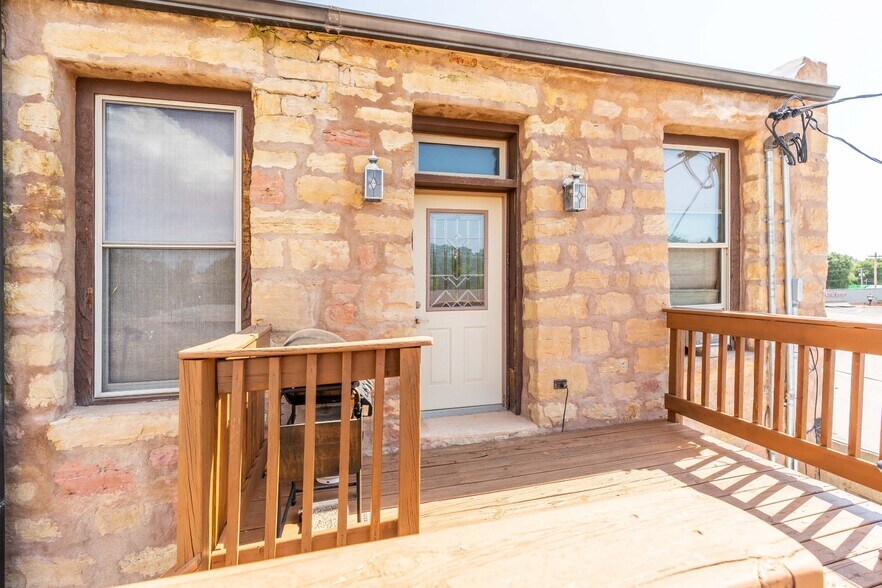 More Photos Of 140 S Chicago St, Hot Springs Storefront Retail Residential For Sale