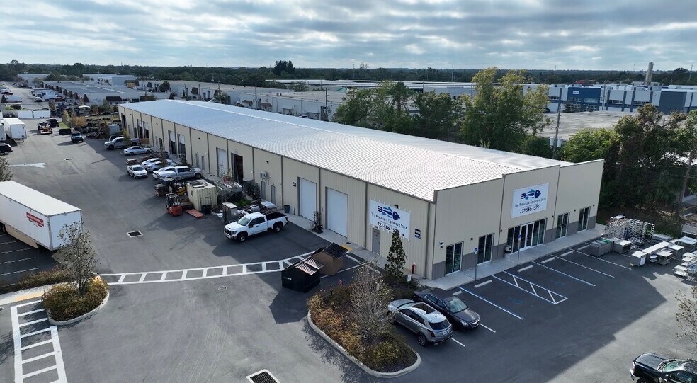 More Photos Of 9198 Ulmerton Rd, Largo Industrial For Lease