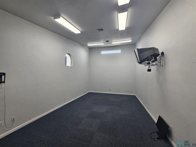 More Photos Of 107 S 14th St, Artesia Showroom For Sale