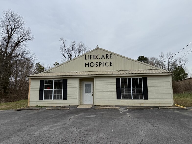 More Photos Of 21 Beech Grove Rd, Cullman General Retail For Sale