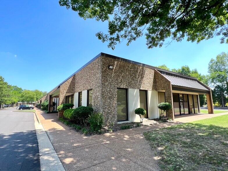 Primary Photo Of 5796 Shelby Oaks, Memphis Flex For Lease