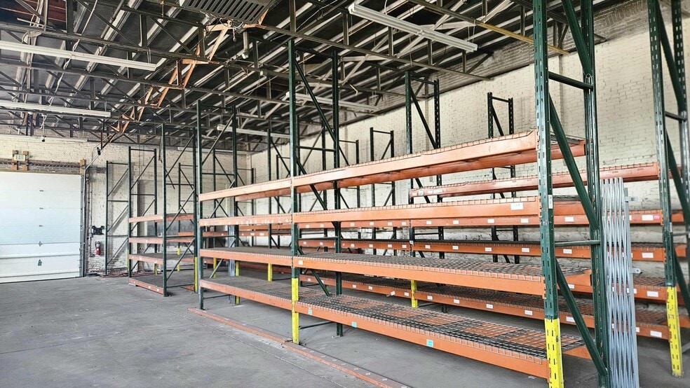 More Photos Of 1820 Worcester St, Baltimore Warehouse For Lease