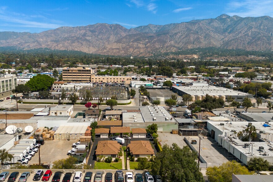 More Photos Of 2553 Nina St, Pasadena Apartments For Sale