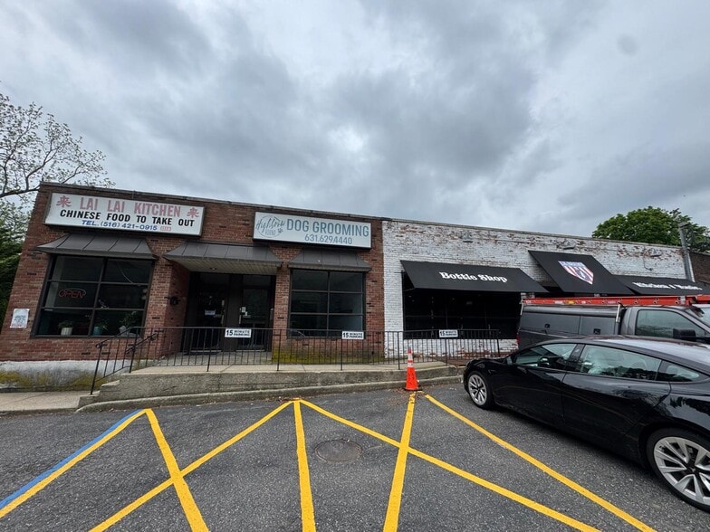 More Photos Of 111 Mill Dam Rd, Centerport Freestanding For Sale