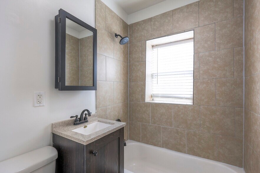 More Photos Of 3035 Harrison St, Kansas City Apartments For Sale