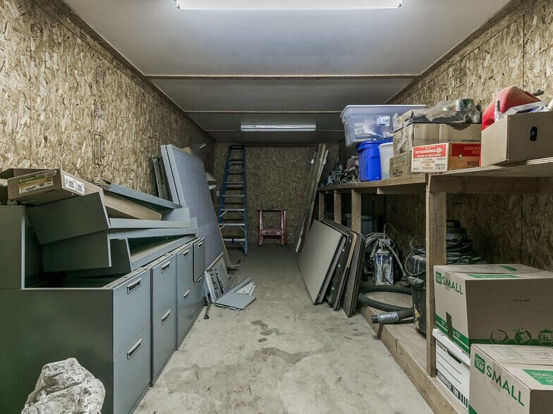 More Photos Of 219 N 6th St, Kingfisher Office For Sale