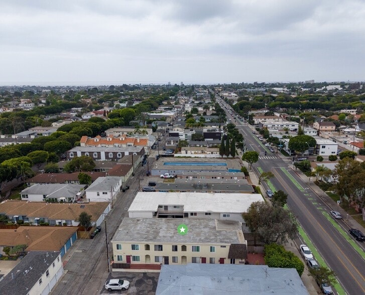 More Photos Of 2410 Ocean Park Blvd, Santa Monica Apartments For Sale