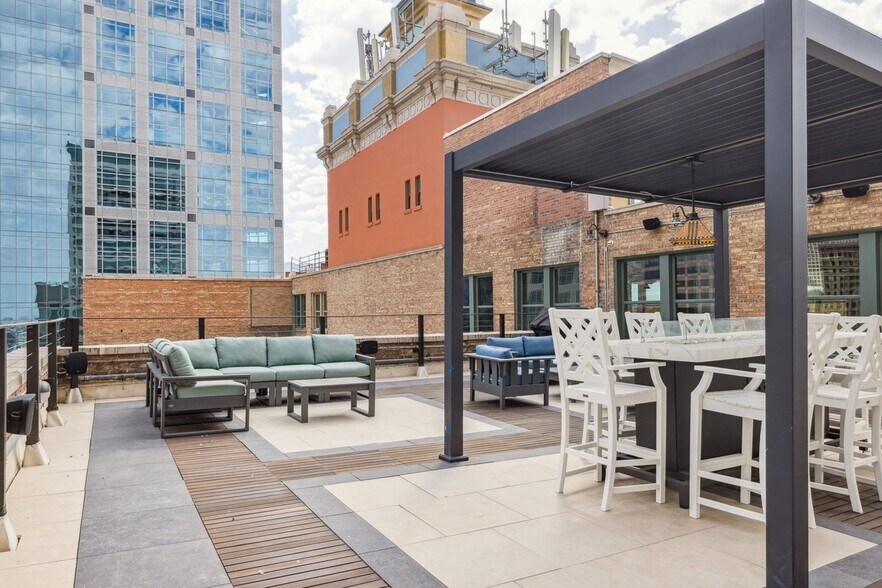 More Photos Of 10 W Broadway, Salt Lake City Office For Lease