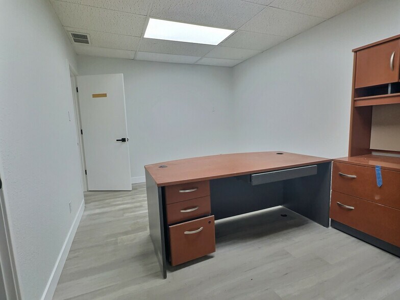 More Photos Of 3521 Mission Ave, Carmichael Medical For Lease