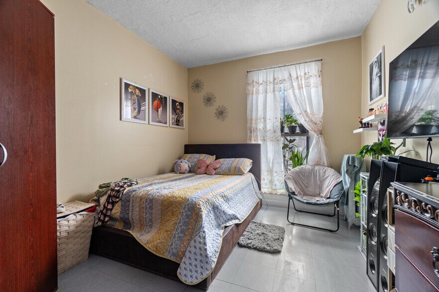 More Photos Of 3207 Hull Ave, Bronx Apartments For Sale