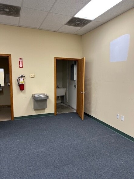 More Photos Of 3677 W Outer Rd, Arnold General Retail For Lease