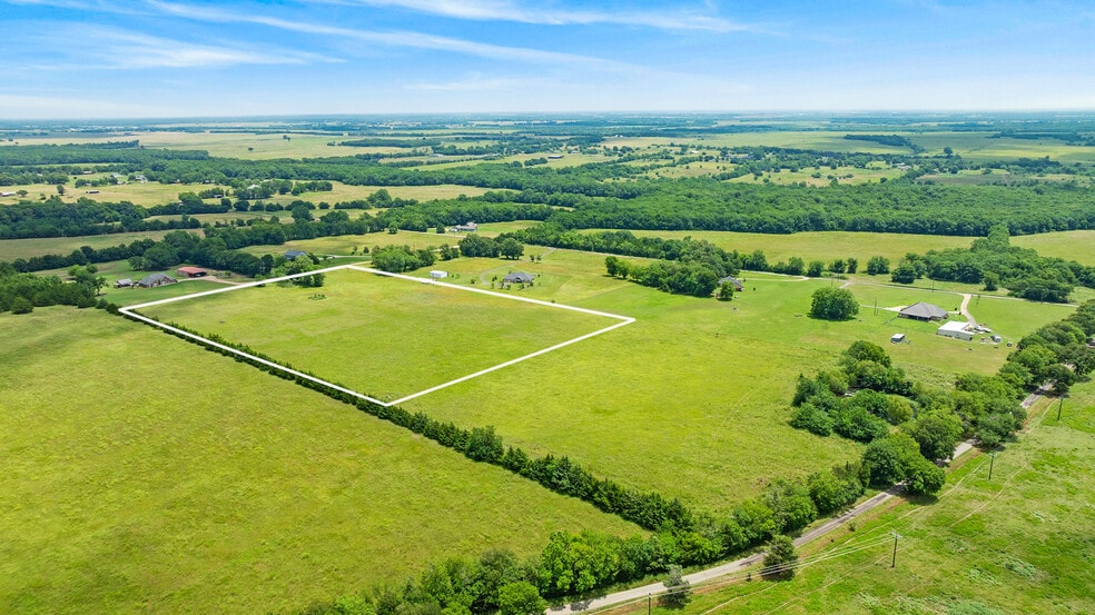More Photos Of TBD County Road 12200, Paris Land For Sale
