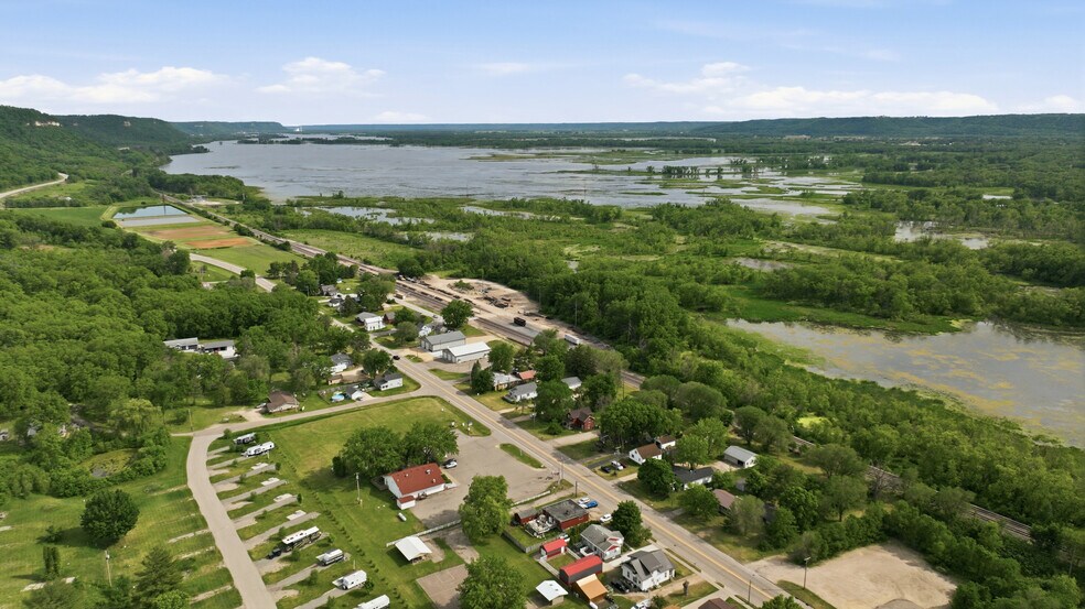 More Photos Of S286 WI-35, Nelson Restaurant For Sale