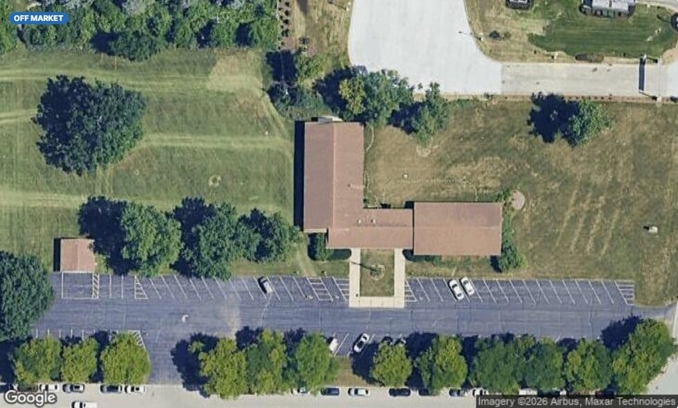 More Photos Of 500 Church Rd, Elgin Religious Facility For Lease