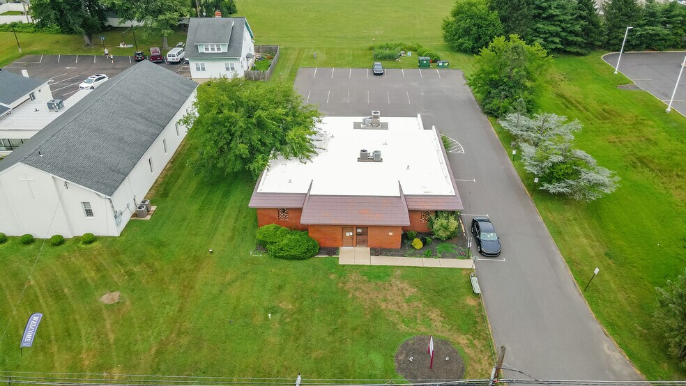 More Photos Of 919 Durham Rd, Langhorne Medical For Lease
