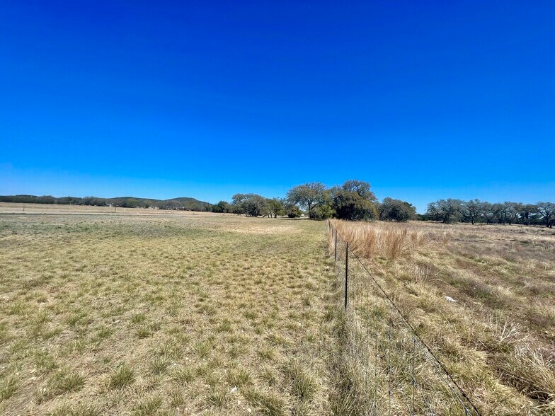 More Photos Of 0000 State Highway 16 S, Pipe Creek Land For Sale