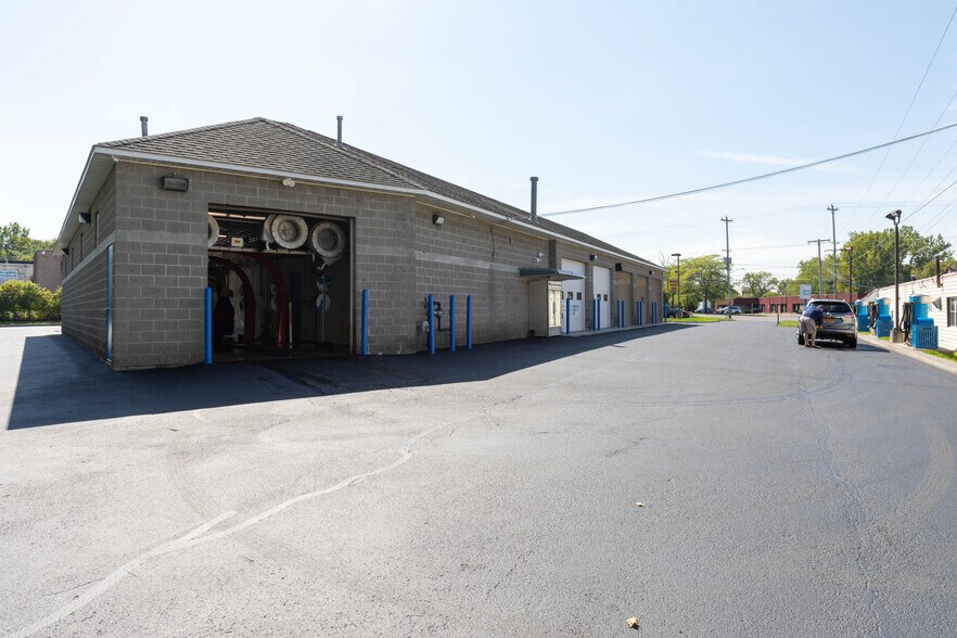 More Photos Of 912 Old Liverpool Rd, Liverpool Carwash For Sale