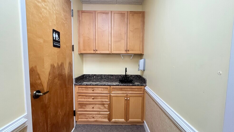 More Photos Of 4113 Capitol St, Durham Medical For Lease