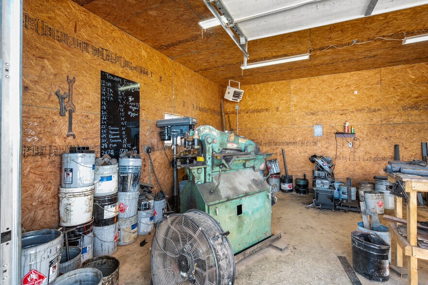 More Photos Of 2946 State Highway V, Matthews Warehouse For Sale