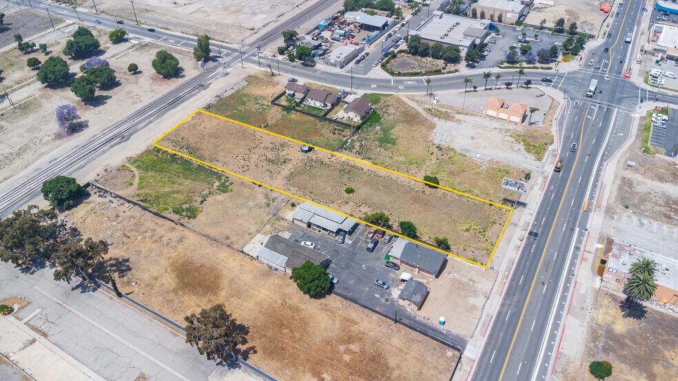 More Photos Of 918 E Holt Blvd, Ontario Land For Sale