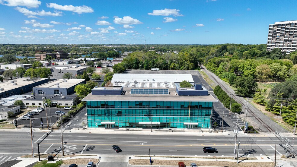 More Photos Of 855 Grandview Ave, Columbus Research And Development For Lease