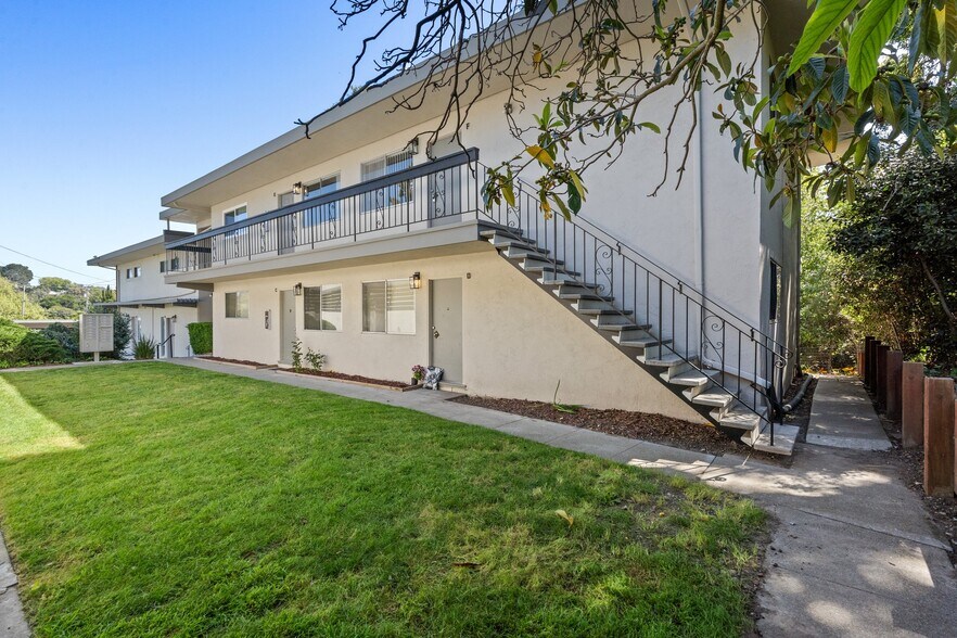 More Photos Of 4840 San Pablo Dam Rd, El Sobrante Apartments For Sale