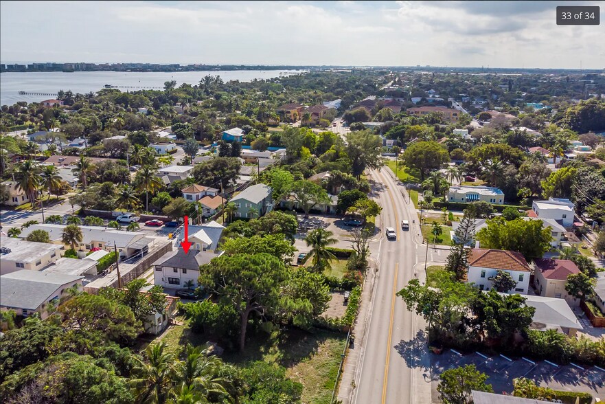 More Photos Of 326 S Federal Hwy, Lake Worth Specialty For Sale