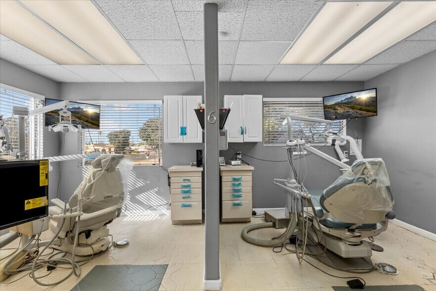 More Photos Of 1020 E Florida Ave, Hemet Freestanding For Sale