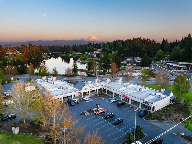 Primary Photo Of 3106 Sumner Tapps Hwy, Sumner General Retail For Sale