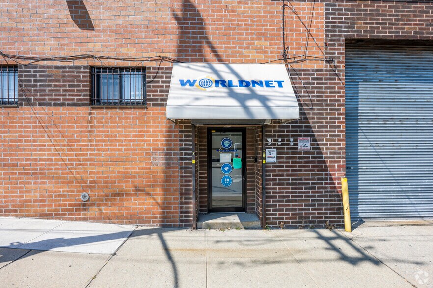 More Photos Of 147-40 184th St, Jamaica Warehouse For Lease