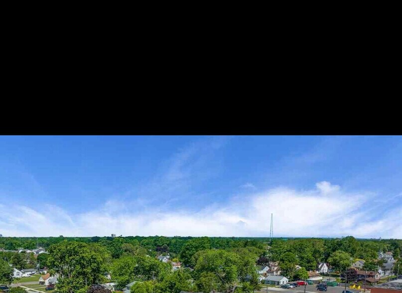 More Photos Of 23831-23833 John R Rd, Hazel Park Storefront Retail Residential For Lease