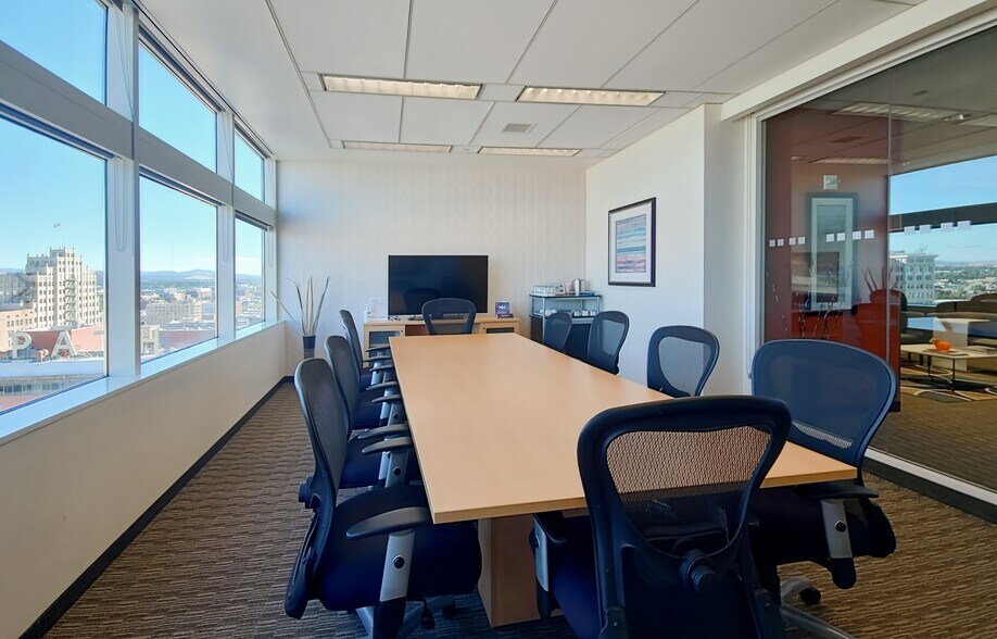 More Photos Of 601 W 1st Ave, Spokane Coworking Space