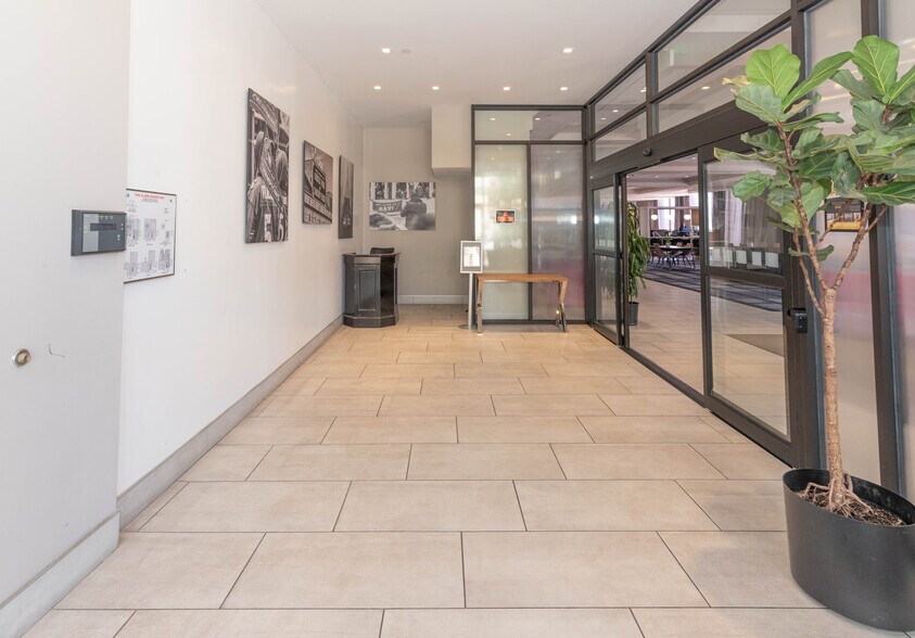 More Photos Of 101 W Fayette St, Baltimore Apartments For Sale