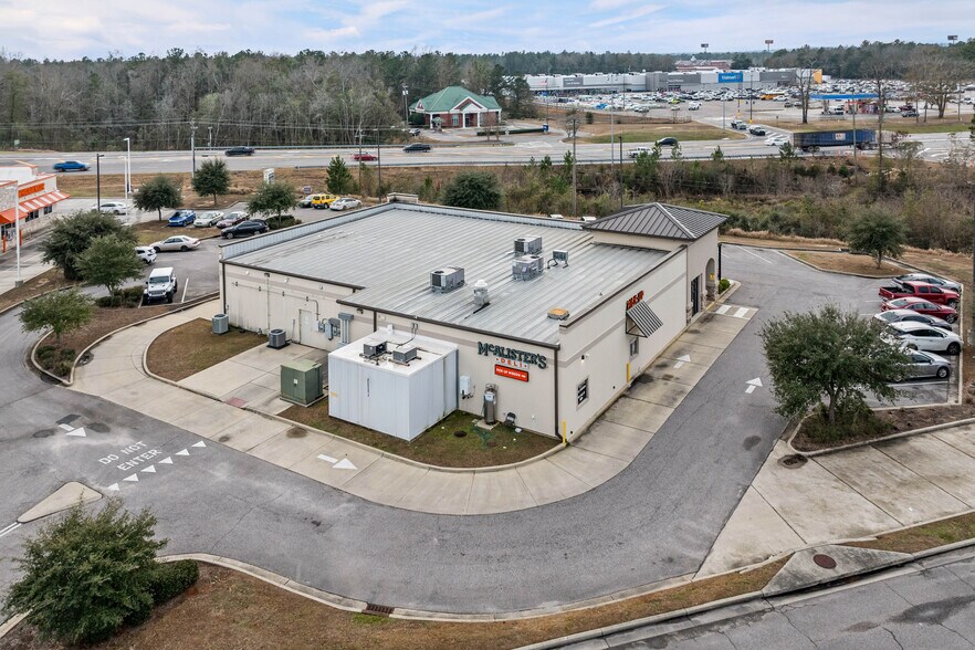 More Photos Of 1016-1020 Industrial Pky, Saraland Storefront Retail Office For Sale