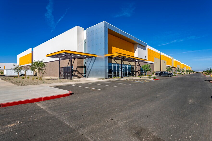 More Photos Of SEC Ellsworth Road & Pecos Rd, Mesa Warehouse For Lease