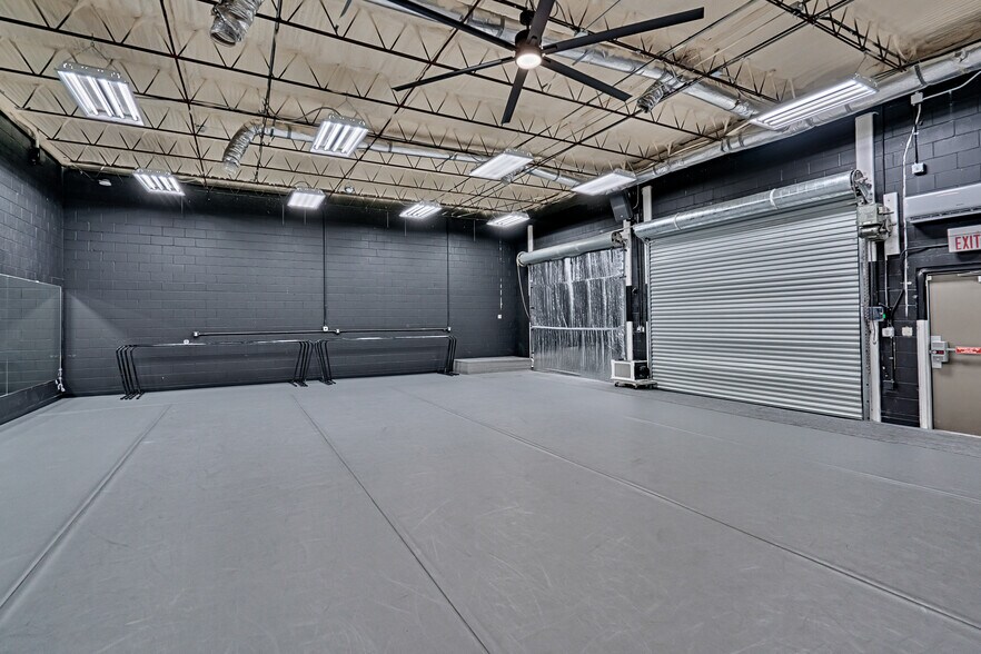 More Photos Of 1724 NE 2nd St, Gainesville Light Manufacturing For Sale