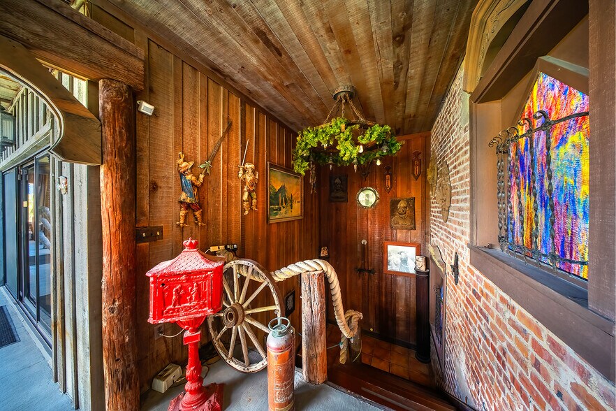 More Photos Of 314 Simonton St, Key West Flex For Sale