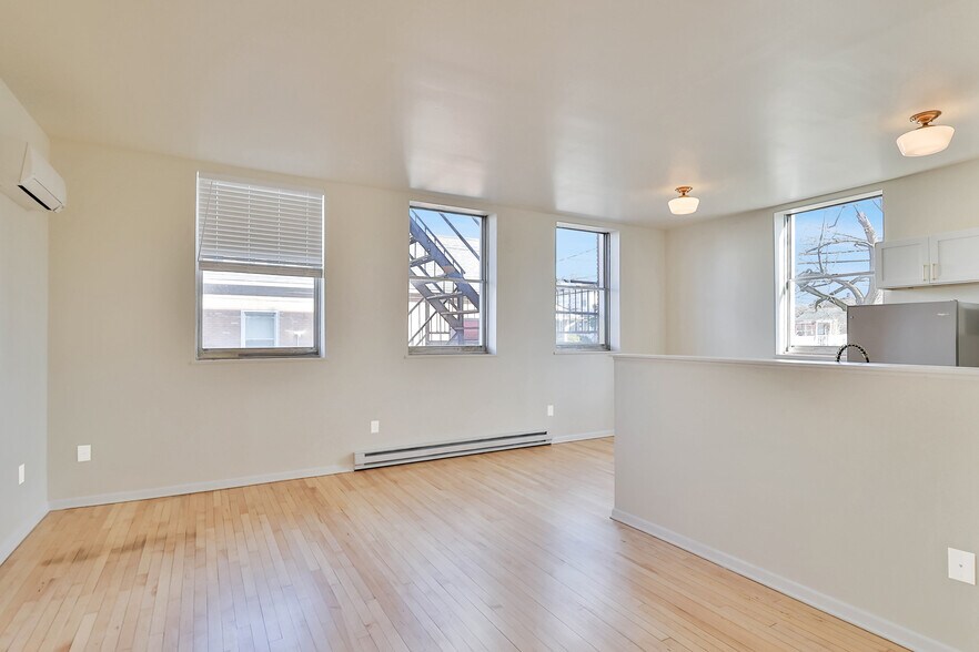 More Photos Of 215 E High St, Hellertown Apartments For Sale