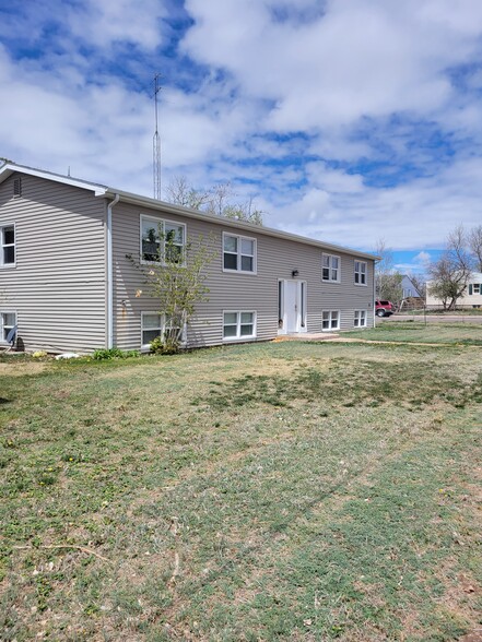 Primary Photo Of 914 Hot Springs Ave, Cheyenne Apartments For Sale