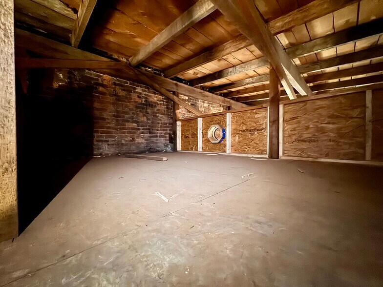 More Photos Of 2720 Cleveland St, Elloree Storefront Retail Residential For Sale